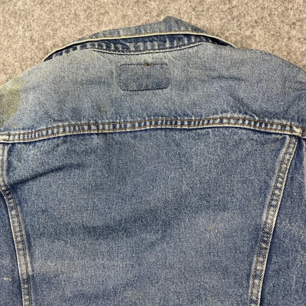 Vintage‎ Levis Denim Jacket 38 80s Trucker Type III Red Batwing Distressed USA
